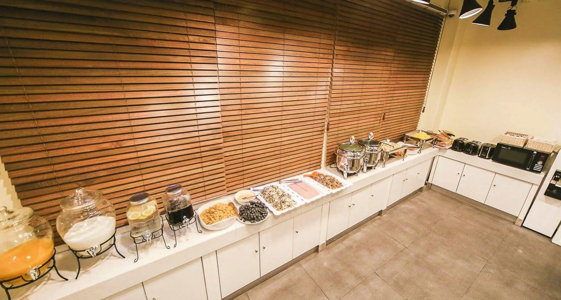 Hotel Bridge Seoul