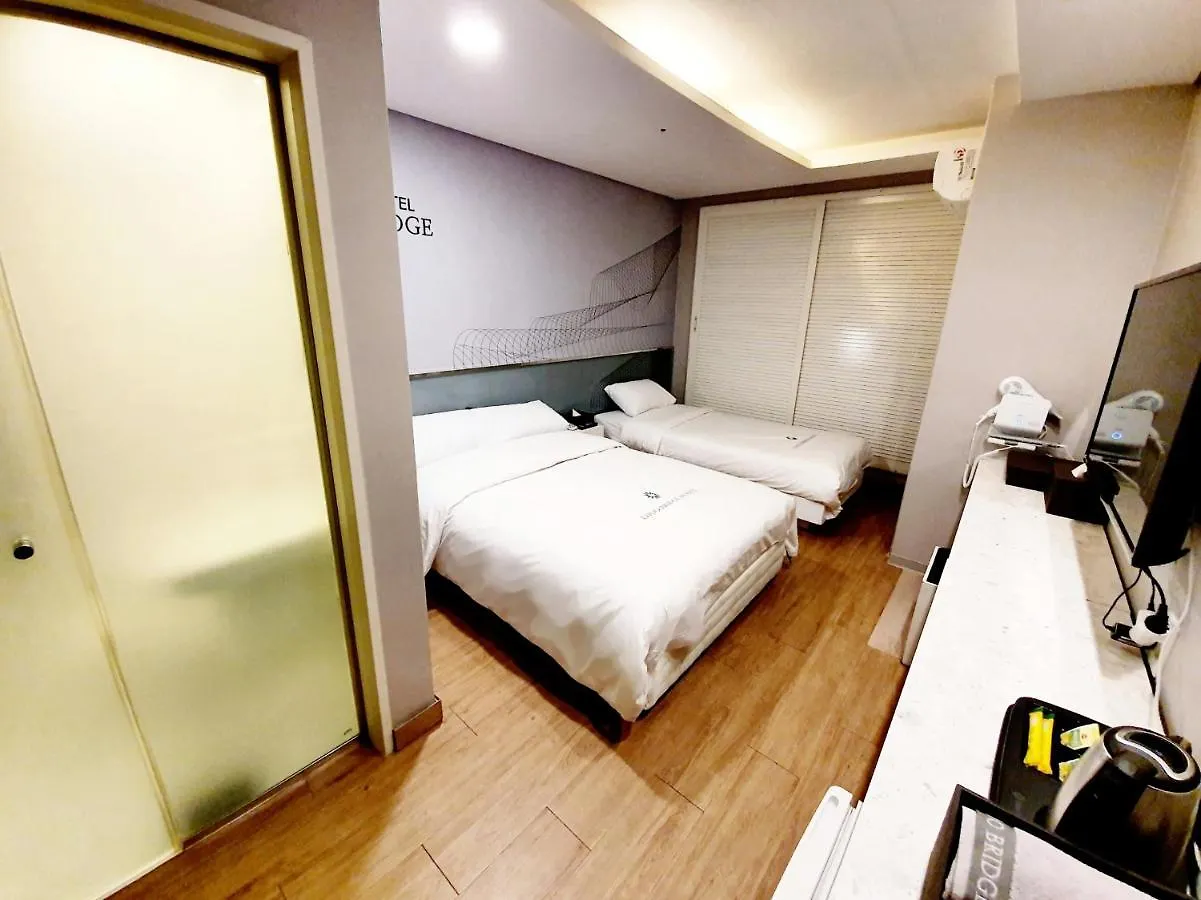 ***  Hotel Bridge Seoul South Korea