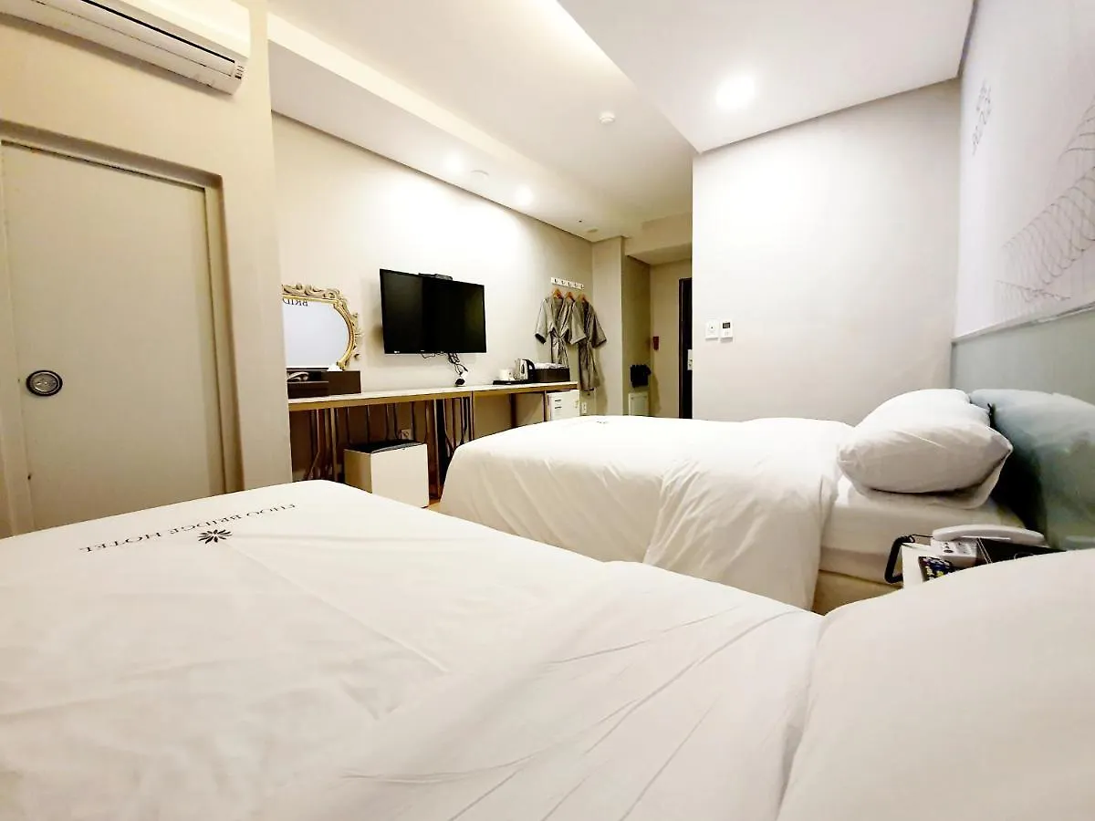 Hotel Bridge Seoul